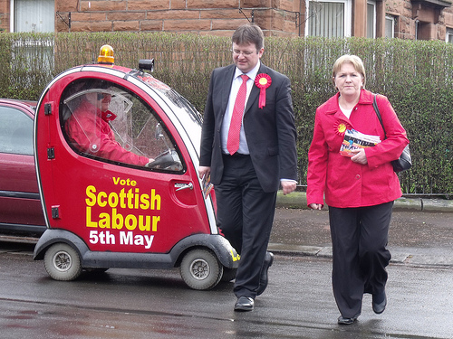Stephen Curran and Johann Lamont campaign in Glasgow Southside